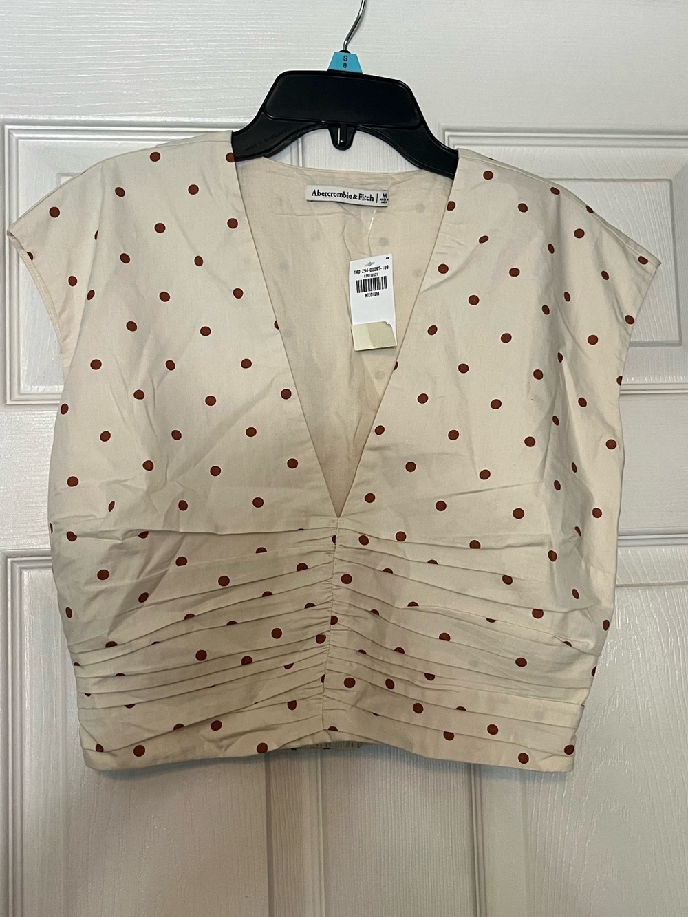 Abercrombie & Fitch Cream Polka Dot V-Neck Pleated Crop Top